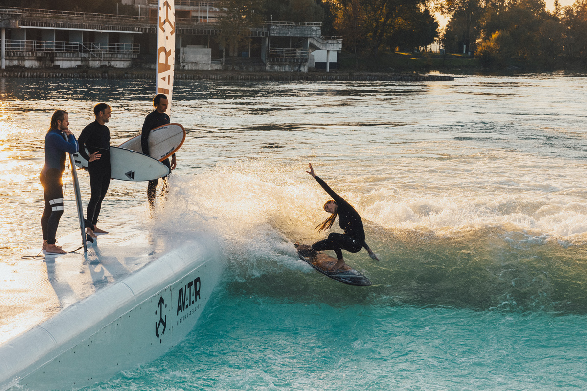 Sophie Puchta putting on a show at the UNIT Surf Pool Expression Session