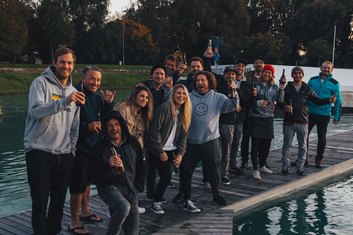 UNIT Surf Pool 2021 Expression Session Celebration Group Shot