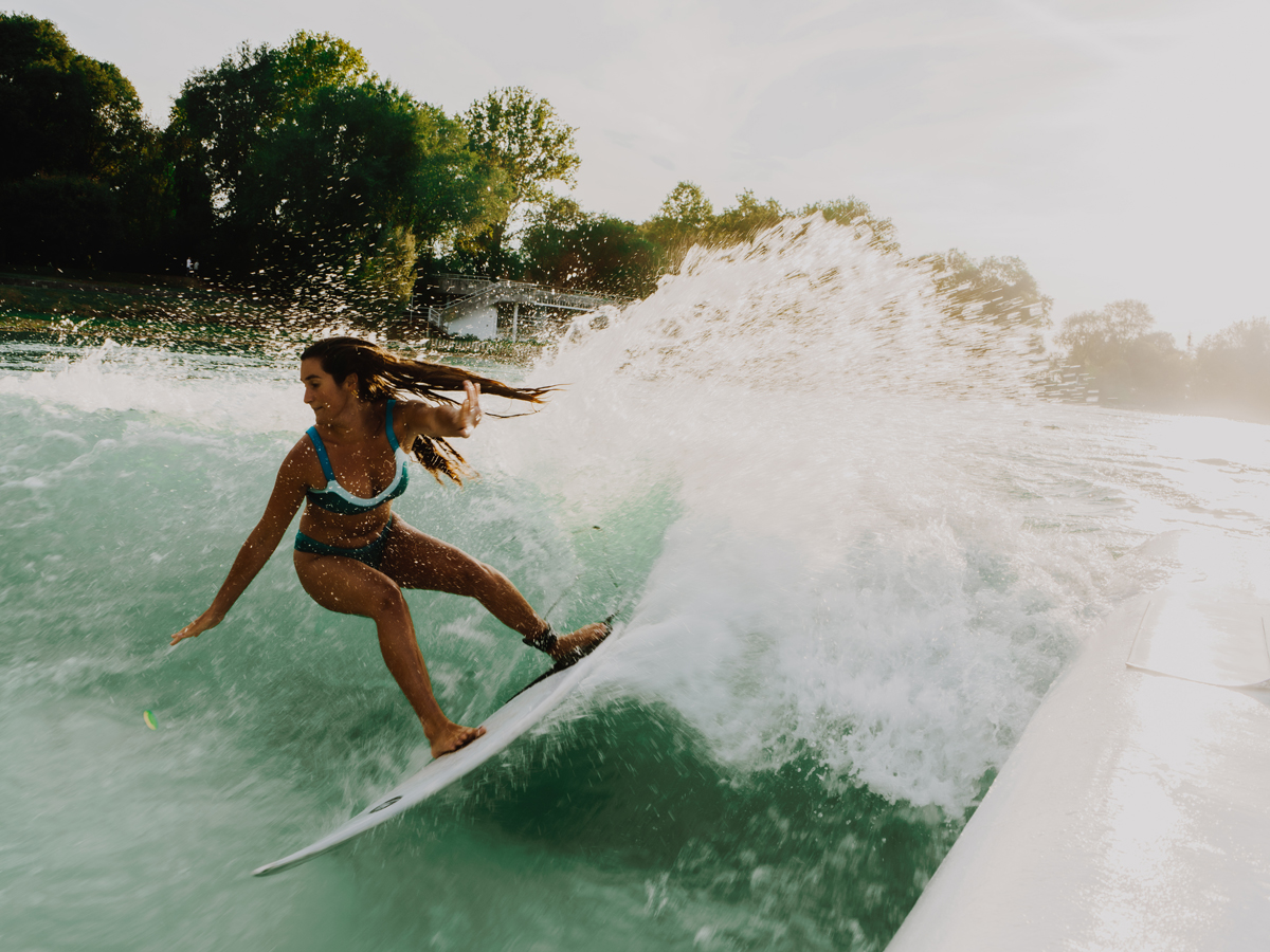 Giada Legati surfing the UNIt wave at the No Surf Setz Pro