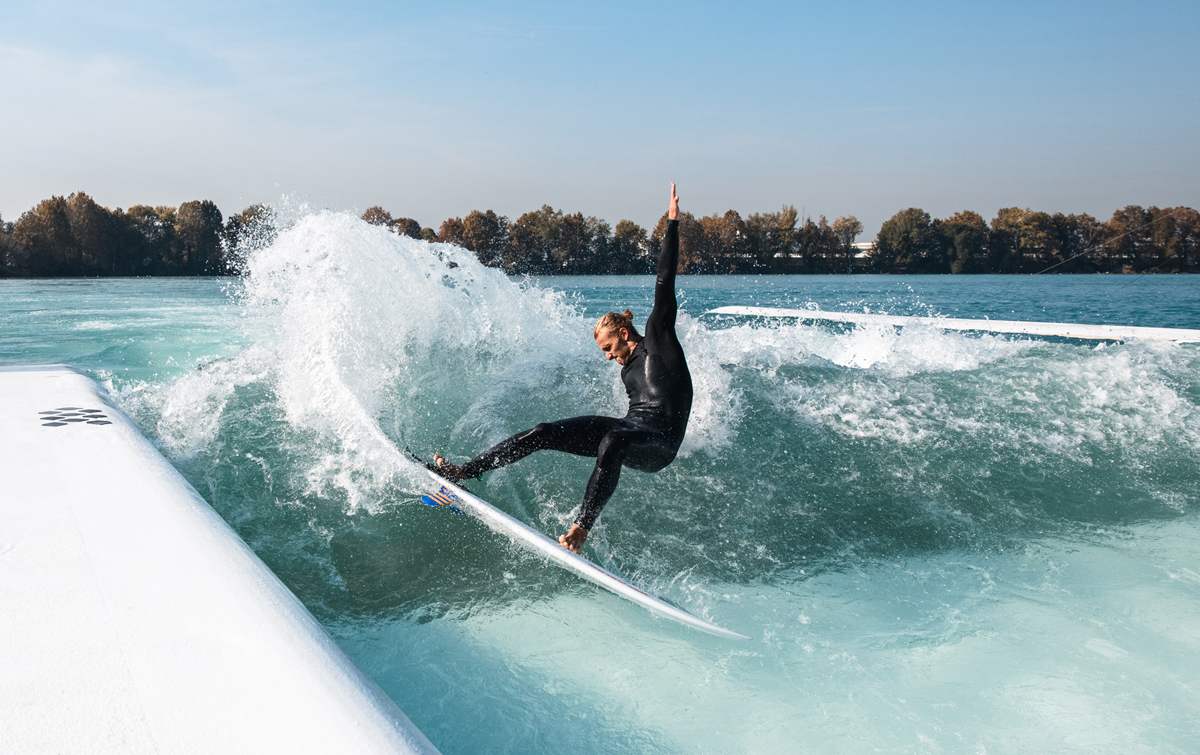 Nicolas Marusa 2x Surfing Champion training on the UNIT Surf Pool